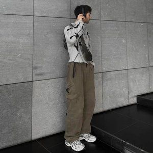 HYEIN SEO MILITARY CARGO PANTS.